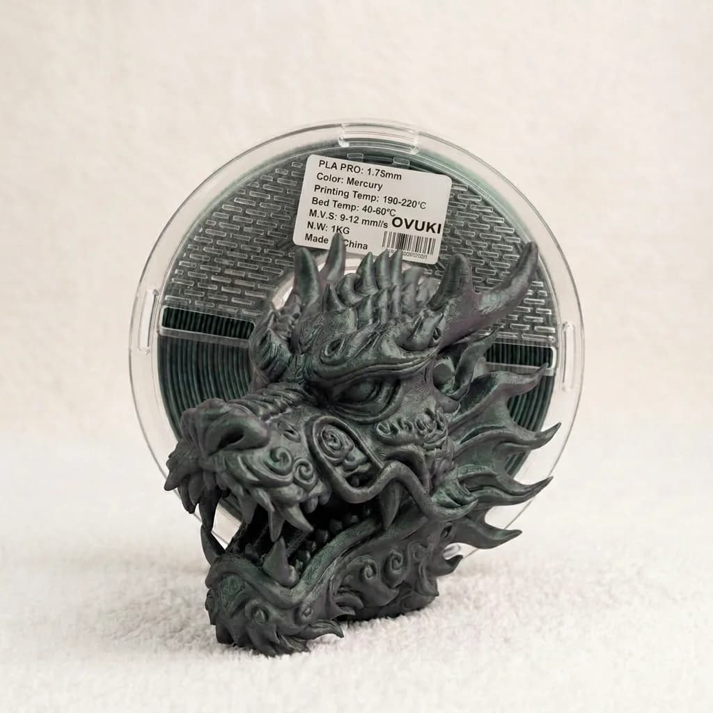 Foto: rollo Filamento PLA Starlight en PLA PRO STARLIGHT MERCURY con pieza impresa